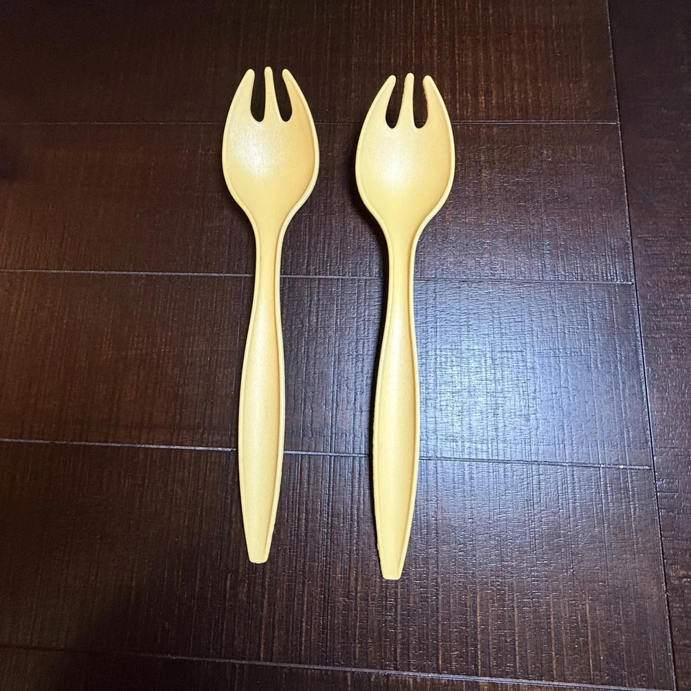 Vintage Tupperware Harvest Gold Yellow Salad Tongs 2 Serving Spoons 11.5